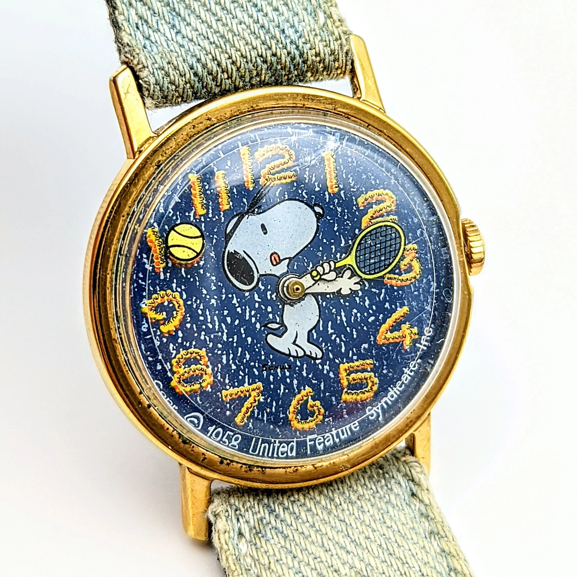1976 Snoopy Watch Mystery Dial Vintage Manual Wristwatch