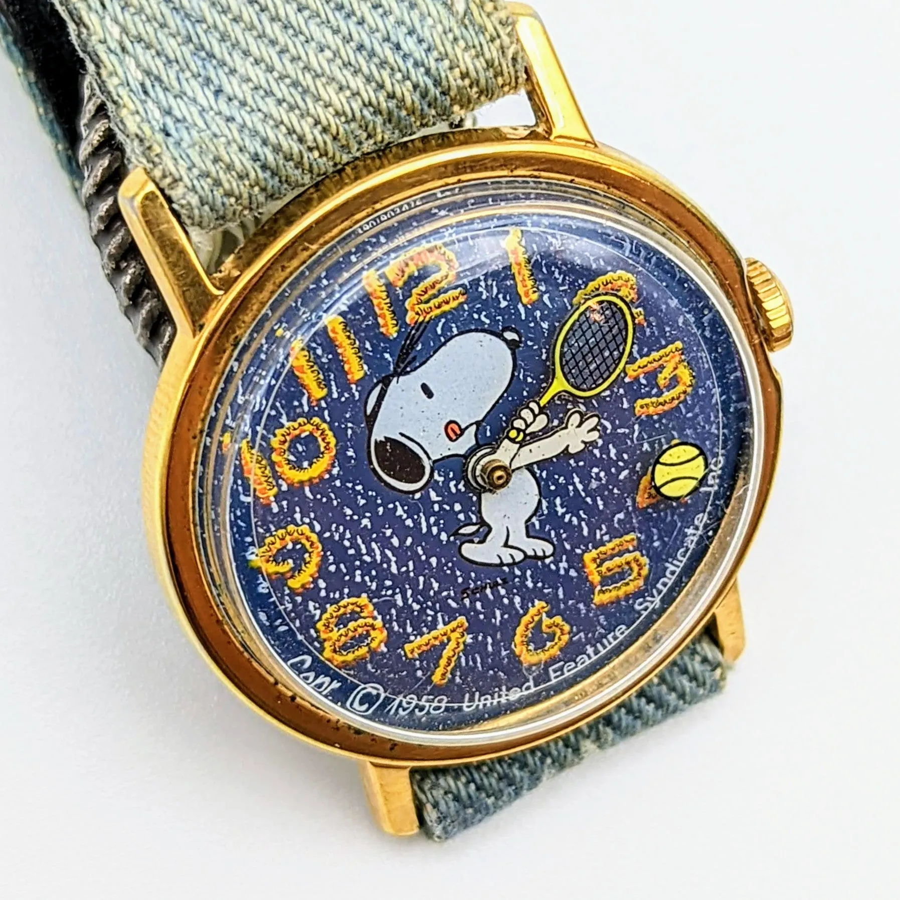 1976 Snoopy Watch Mystery Dial Vintage Manual Wristwatch