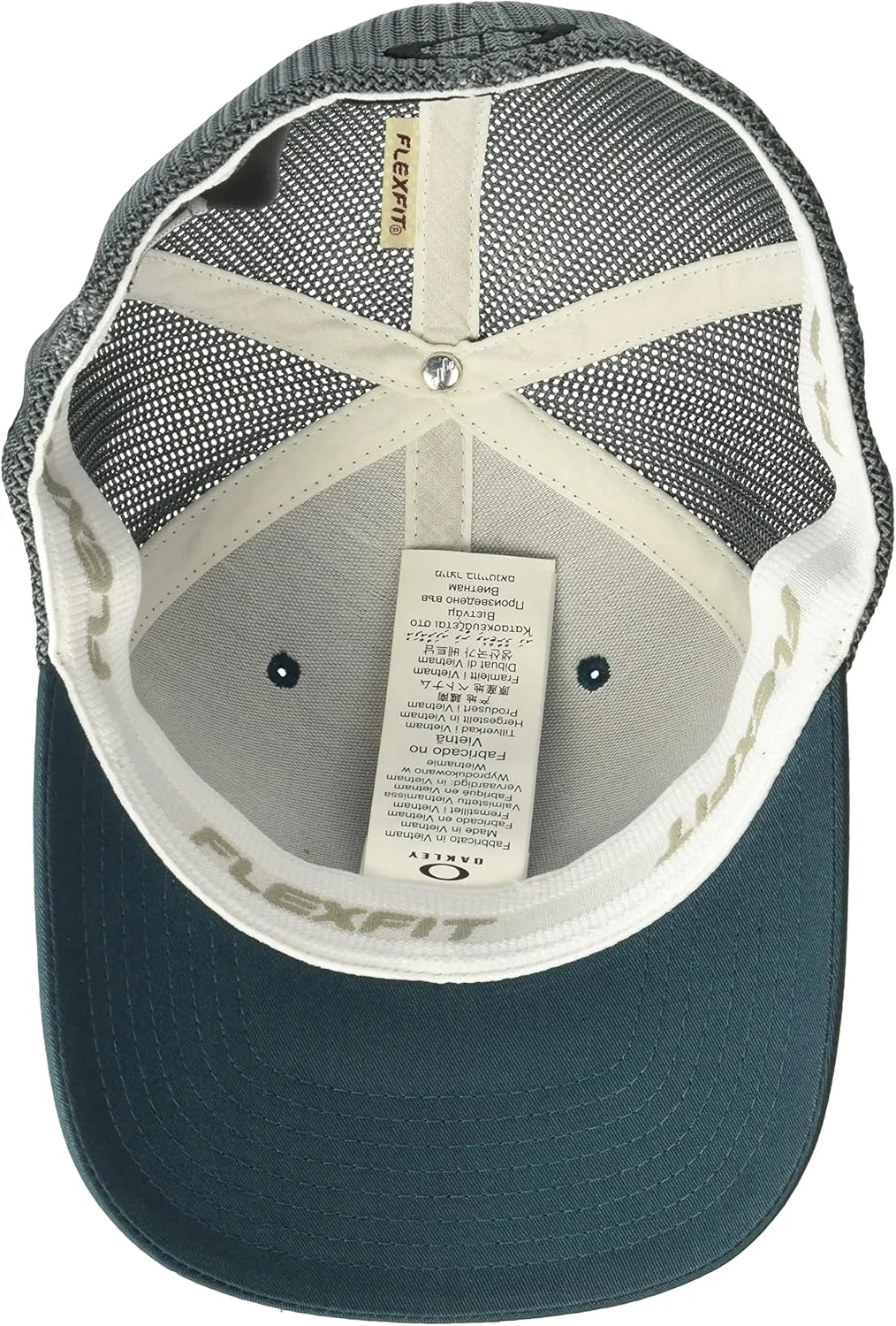 Oakley Men's Standard Golf Cresting Trucker